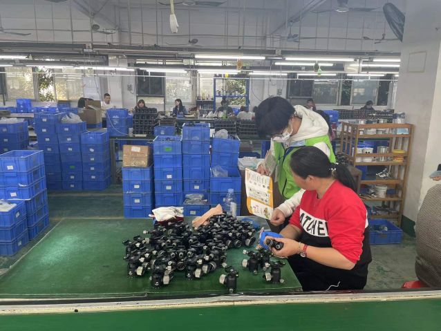 三鄉(xiāng)鎮(zhèn)開展“加強禁毒宣傳， 共創(chuàng)無毒企業(yè)”活動照片3.jpg