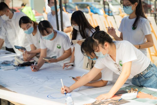 “繪繽紛色彩，守?zé)o毒家園”主題手繪活動.jpg